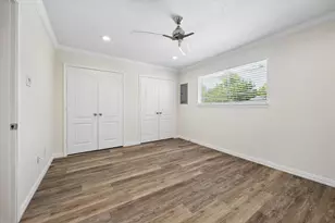300 Pecore St, Houston, TX 77009 - Photo 6
