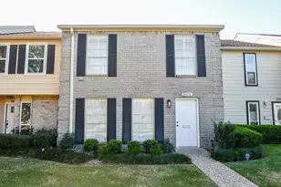 10378 Briar Forest Dr, Houston, TX 77042 - Photo 4