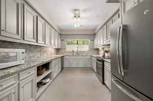 1806 Potomac Dr, Houston, TX 77057 - Photo 12