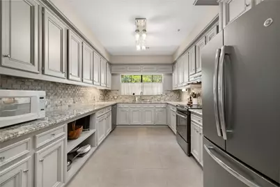 1806 Potomac Drive #C, Houston, TX 77057 - Photo 12