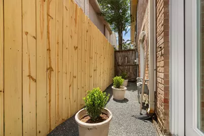 1806 Potomac Drive #C, Houston, TX 77057 - Photo 22