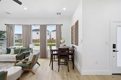 8904 Knoll Leaf Drive, Houston, TX 77080 - Photo 10