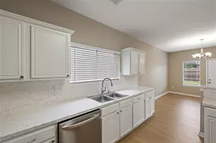 16306 Autumn Leigh Dr, Houston, TX 77083 - Photo 18
