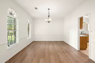 21 Panorama Dr, Conroe, TX 77304 - Photo 6