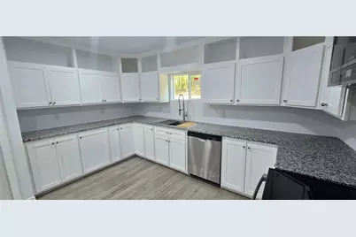 110 Hidden Circle, Coldspring, TX 77331 - Photo 4