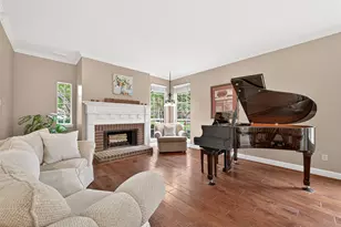 6006 Mound Airy Ct, Sugar Land, TX 77479 - Photo 2