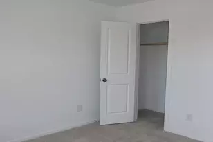 5122 Red Drum Dr, Baytown, TX 77521 - Photo 4