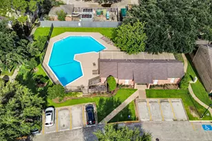 1022 Memorial Village Dr Dr, Houston, TX 77024 - Photo 4