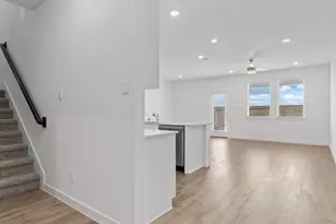 1907 Olivos St, Missouri City, TX 77459 - Photo 2