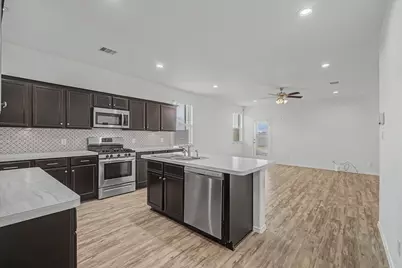 5407 Redwood Summit Lane, Katy, TX 77449 - Photo 10