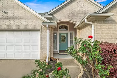 5109 Pleasure Lake Drive, Willis, TX 77318 - Photo 2