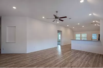 6005 Heritage Creek Lane, Conroe, TX 77304 - Photo 4