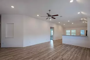 6005 Heritage Creek Ln, Conroe, TX 77304 - Photo 4