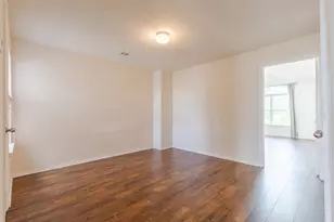 11527 Champions Green Dr, Houston, TX 77066 - Photo 16