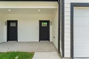 8205 Carver Rd, Houston, TX 77088 - Photo 38