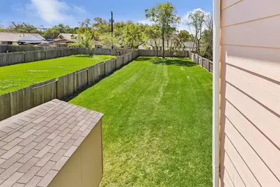 353 Bay Oaks Drive, La Porte, TX 77571 - Photo 22