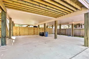 353 Bay Oaks Dr, La Porte, TX 77571 - Photo 4