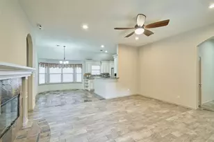 13613 Vail Dr, Montgomery, TX 77356 - Photo 6