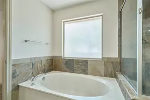 13613 Vail Dr, Montgomery, TX 77356 - Photo 20