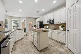 23 Broadweather Pl, The Woodlands, TX 77382 - Photo 16