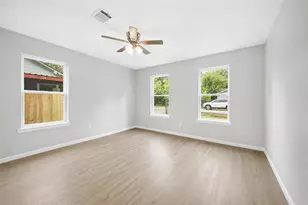 6403 Gainesville St, Houston, TX 77020 - Photo 20
