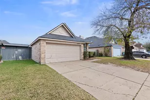 13222 Noble Crest Dr, Houston, TX 77041 - Photo 2