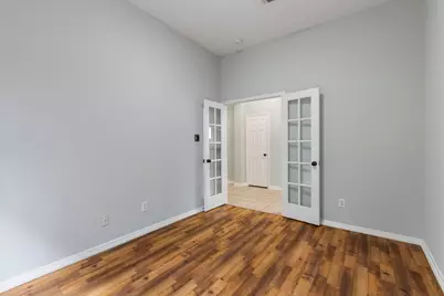 6 E Cottage Green Street, The Woodlands, TX 77382 - Photo 14
