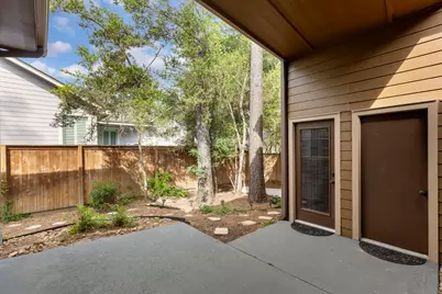 6 E Cottage Green Street, The Woodlands, TX 77382 - Photo 32
