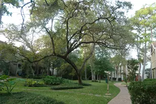 2100 Tanglewilde St, Houston, TX 77063 - Photo 12