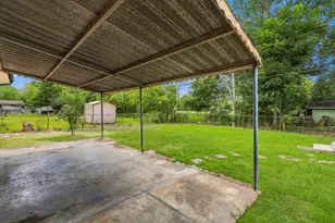 5223 Heathercrest St, Houston, TX 77045 - Photo 18