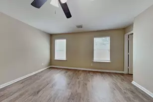 13742 Clarks Fork Dr, Houston, TX 77086 - Photo 6