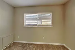 5315 Derbyshire Dr, Katy, TX 77493 - Photo 12