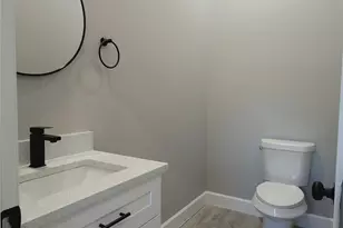 765 Enterprise St, Houston, TX 77088 - Photo 6