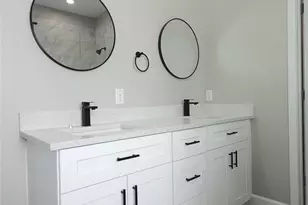 765 Enterprise St, Houston, TX 77088 - Photo 18