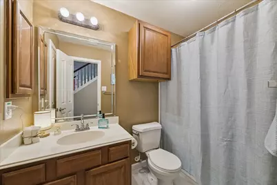 381 Oakshire Court, League City, TX 77573 - Photo 18