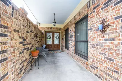 1023 Cardinal Avenue, Sugar Land, TX 77478 - Photo 6