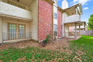11500 Meadow Ln, Houston, TX 77477 - Photo 18