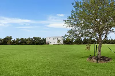 175 Vineyard View Trail, Carmine, TX 78932 - Photo 4