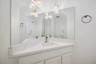 2220 Bering Dr, Houston, TX 77057 - Photo 6