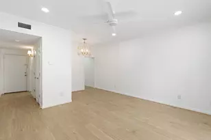 2425 Underwood St, Houston, TX 77030 - Photo 4