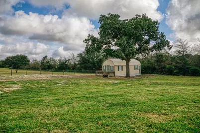 4601 Fm 390 E, Brenham, TX 77833 - Photo 40