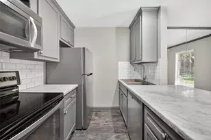 8931 Gaylord St, Houston, TX 77024 - Photo 18