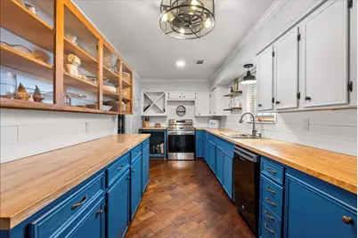 10214 Winding Trail Road, La Porte, TX 77571 - Photo 14