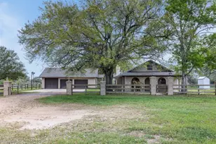 4361 US Hwy 77 S, Hallettsville, TX 77964 - Photo 8