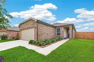 8135 Coco Blf Dr, Cypress, TX 77433 - Photo 2