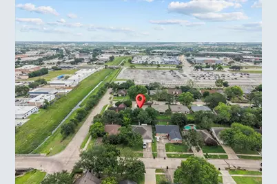 883 Silverpines Road, Houston, TX 77062 - Photo 30