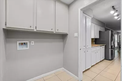 883 Silverpines Road, Houston, TX 77062 - Photo 16