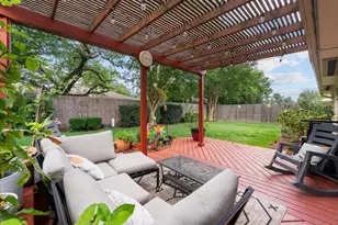 883 Silverpines Rd, Houston, TX 77062 - Photo 26