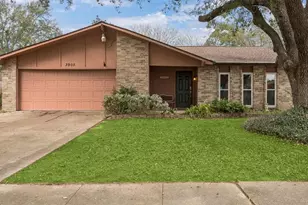 3902 Broken Elm Dr, Spring, TX 77388 - Photo 2