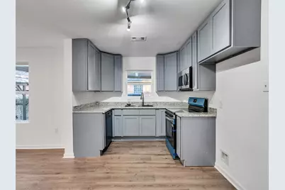 2416 Cumberland Street, Houston, TX 77023 - Photo 6